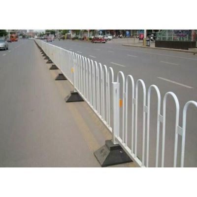 平安护栏 京式护栏交通设施马路隔离栏圆顶栅栏道路防撞护栏市政锌钢防护栏