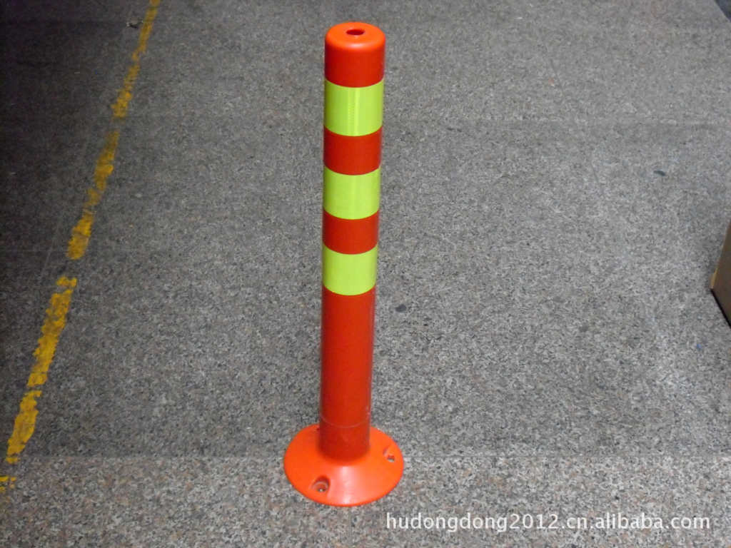 45CM警示柱 道路安全的重要防线