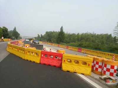 虎门大桥的“深呼吸” 专家揭秘水马与交通设施的影响